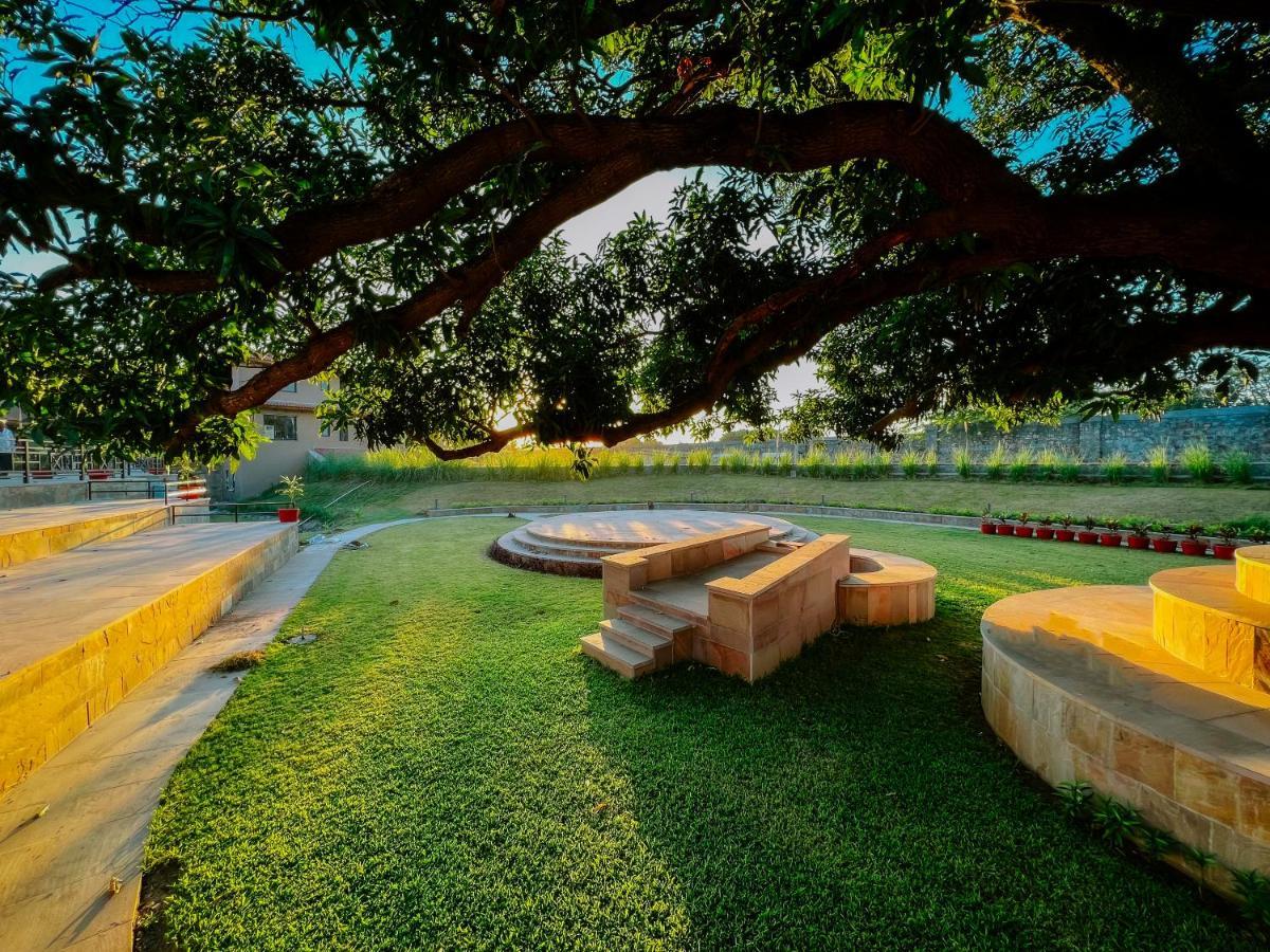 Aamaghati Wildlife Resort, Ranthambore Sawai Madhopur Exteriér fotografie