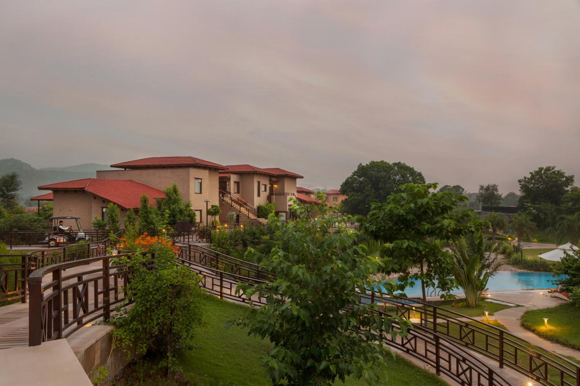 Aamaghati Wildlife Resort, Ranthambore Sawai Madhopur Exteriér fotografie
